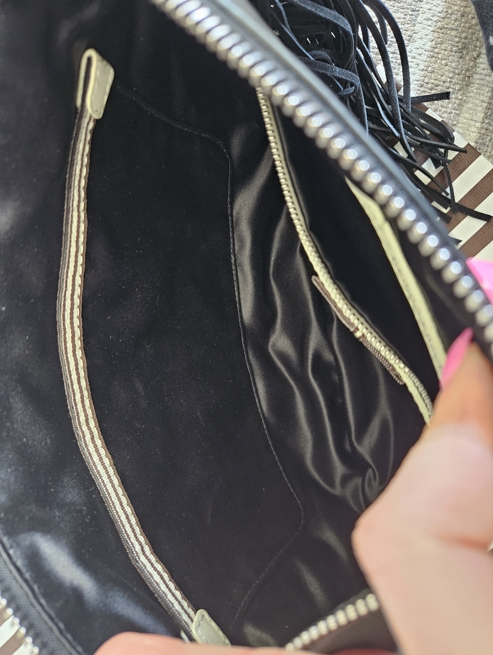 Henri Bendel Dylan Black Fringe Leather Hobo Rivet Crossbody Bag + Dustbag - Picture 15 of 15